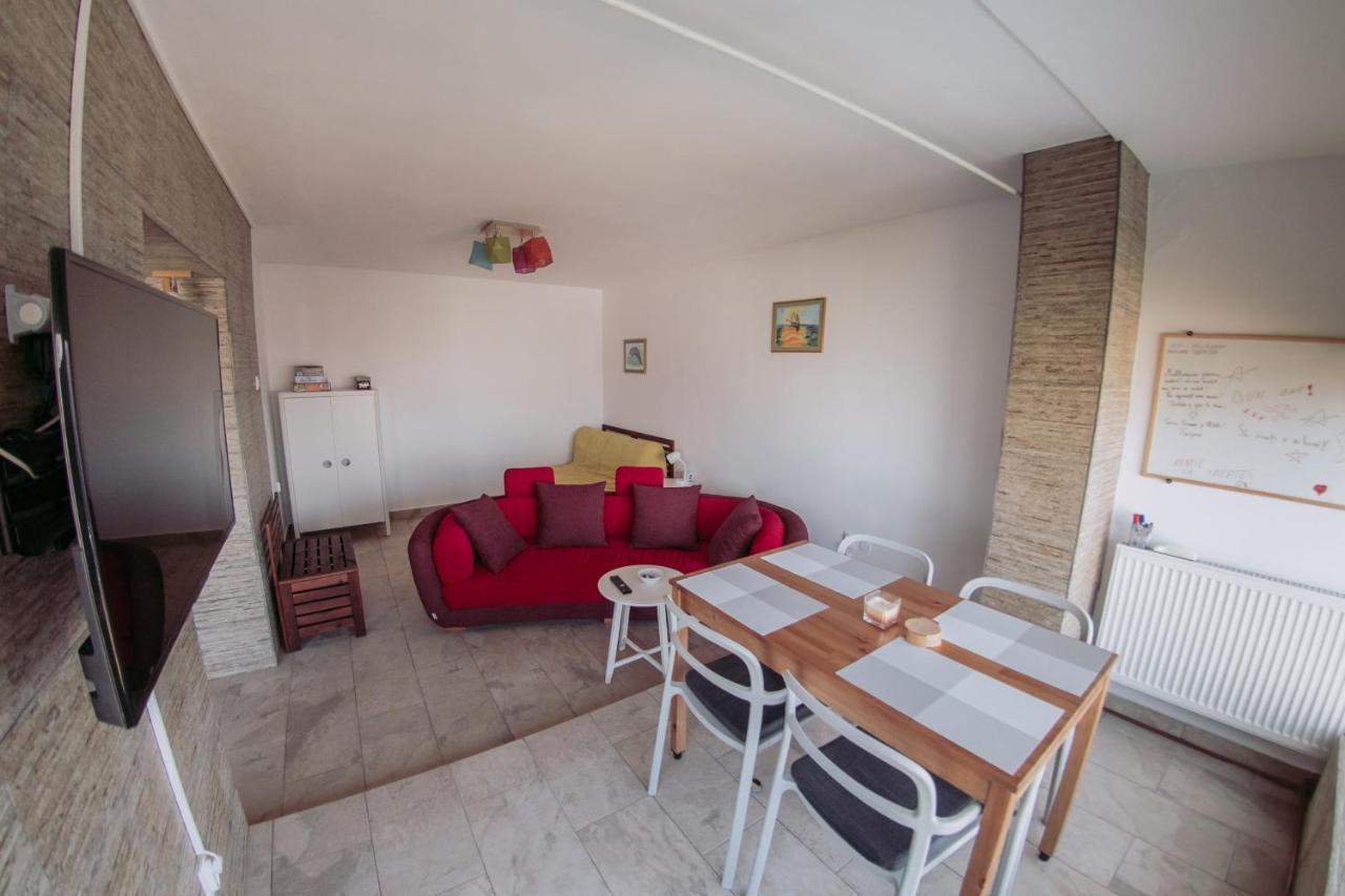 Lalacris Good Holiday Apartment Constanţa Exterior foto